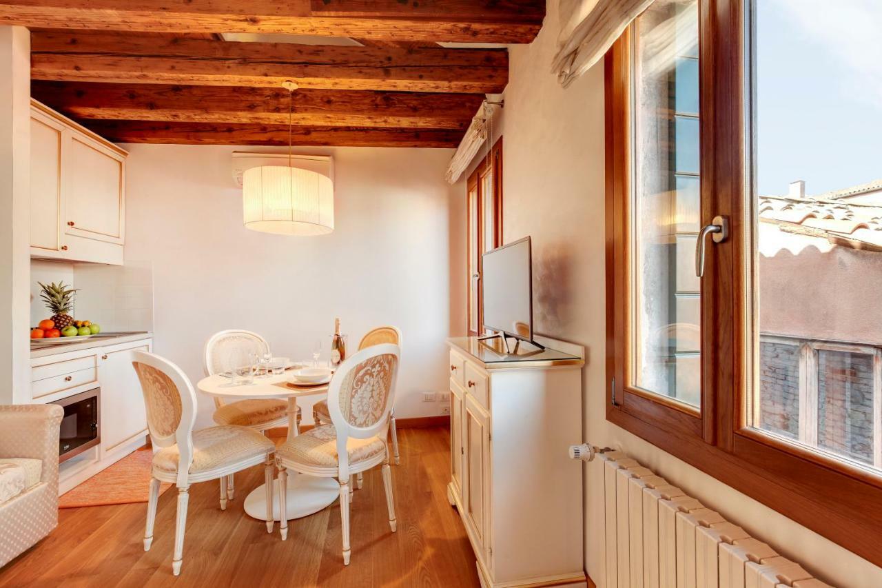 Apartamento Nikki House Venecia Exterior foto